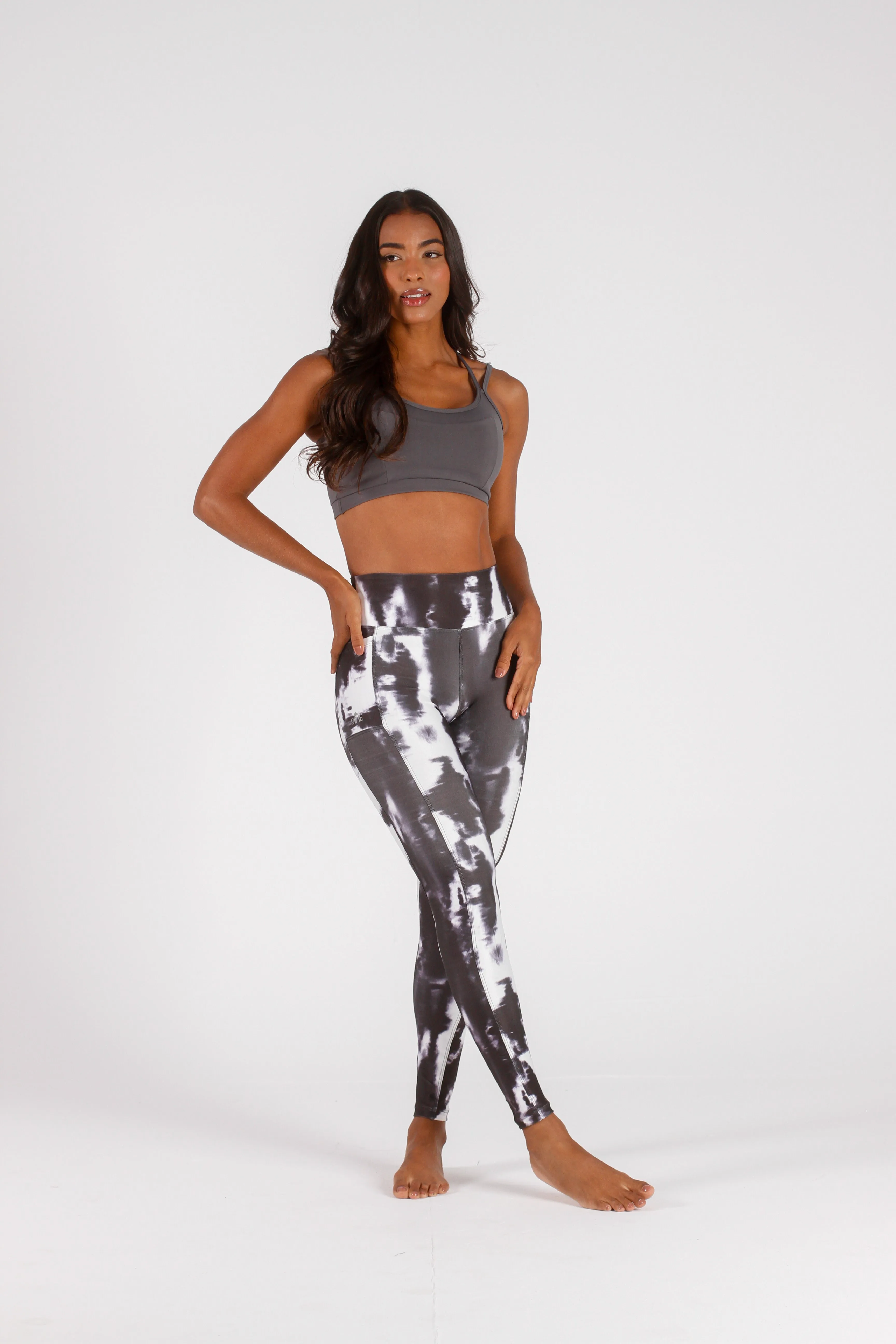 Black & White Tie Dye Pocket Legging
