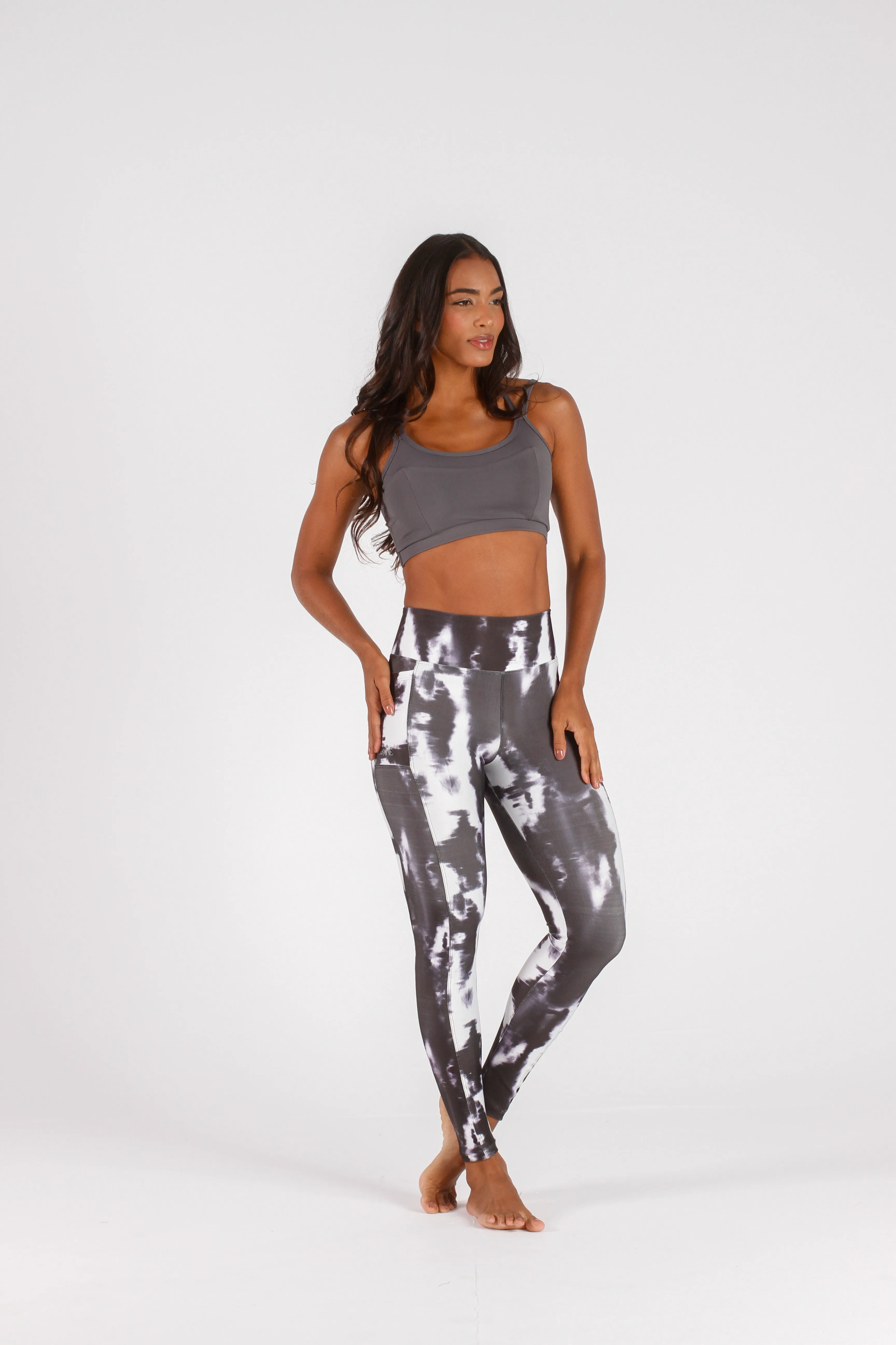 Black & White Tie Dye Pocket Legging