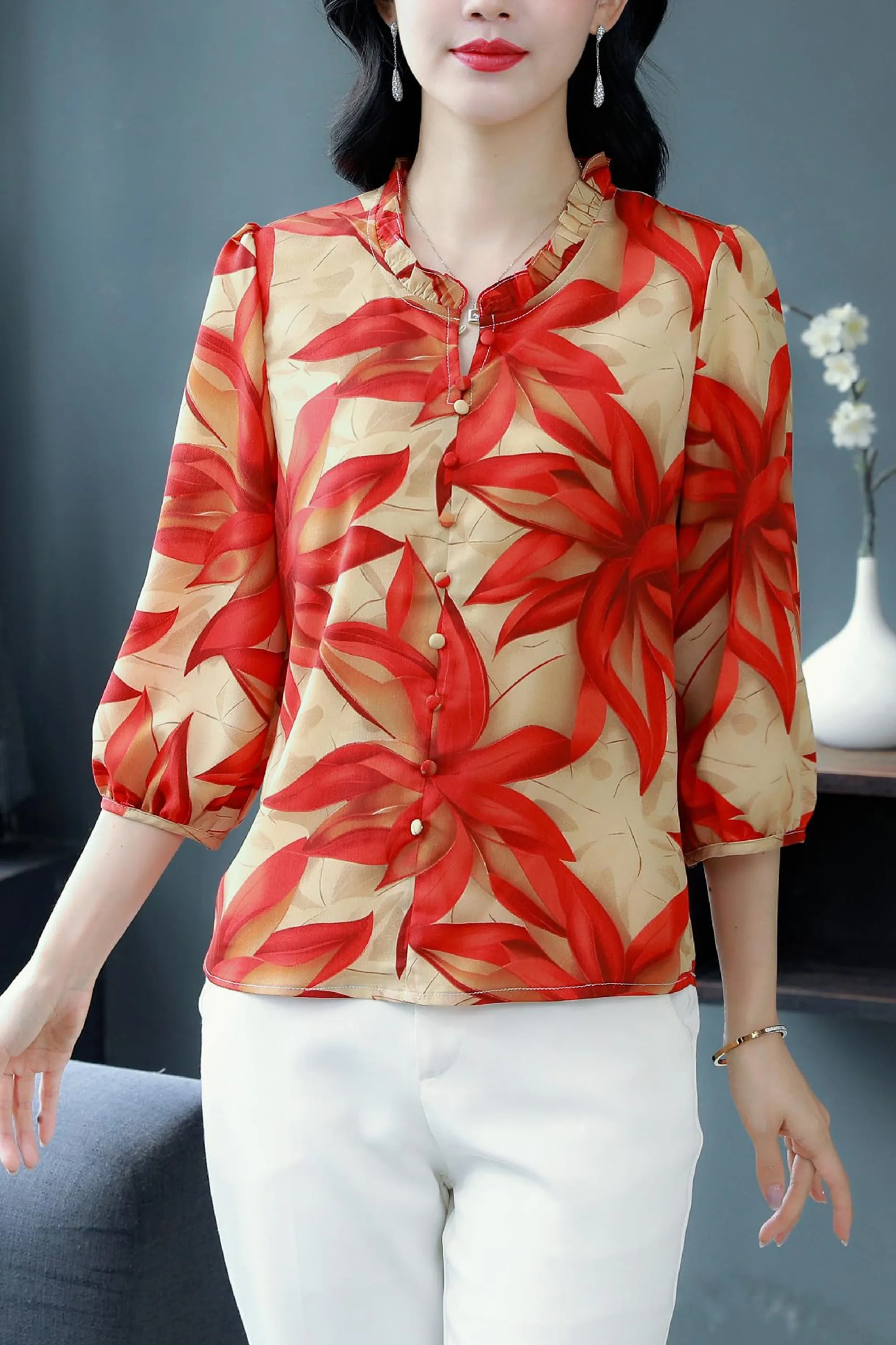 Floral Print Puff Sleeve Button Top