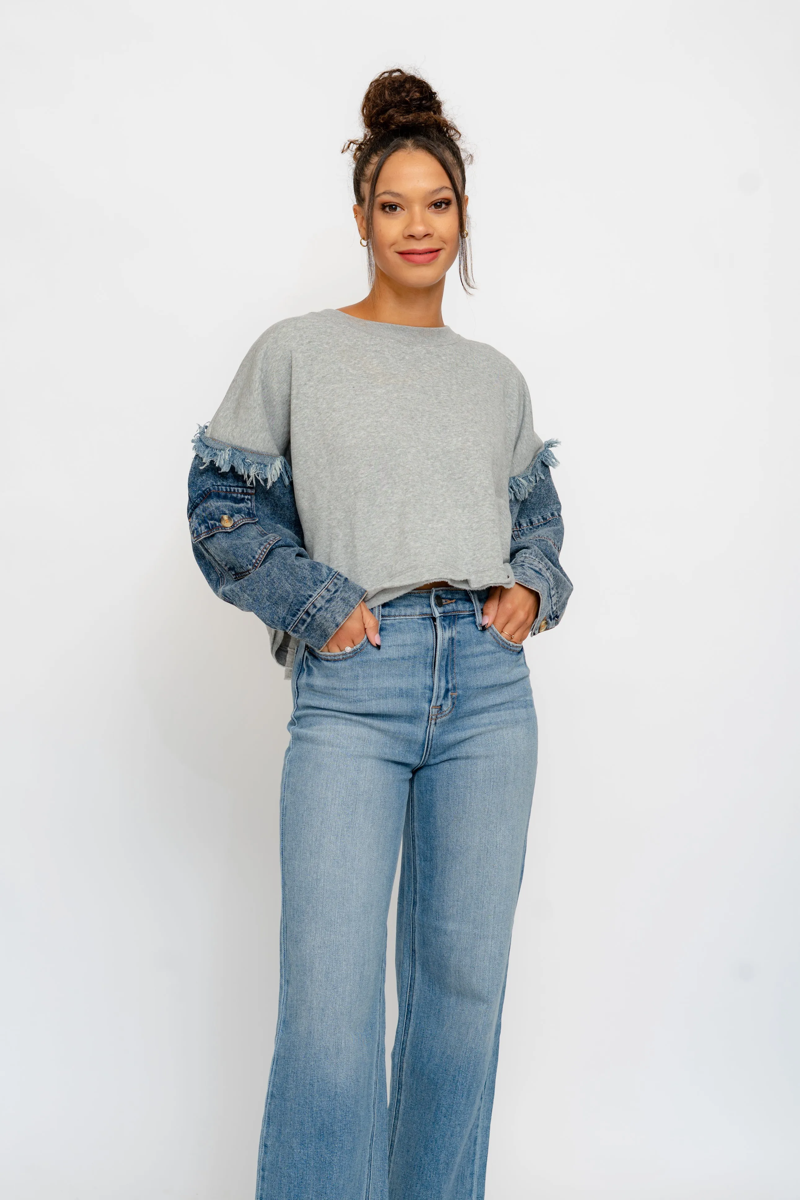 HEATHER GREY WITH MEDIUM DENIM TENCEL CREWNECK