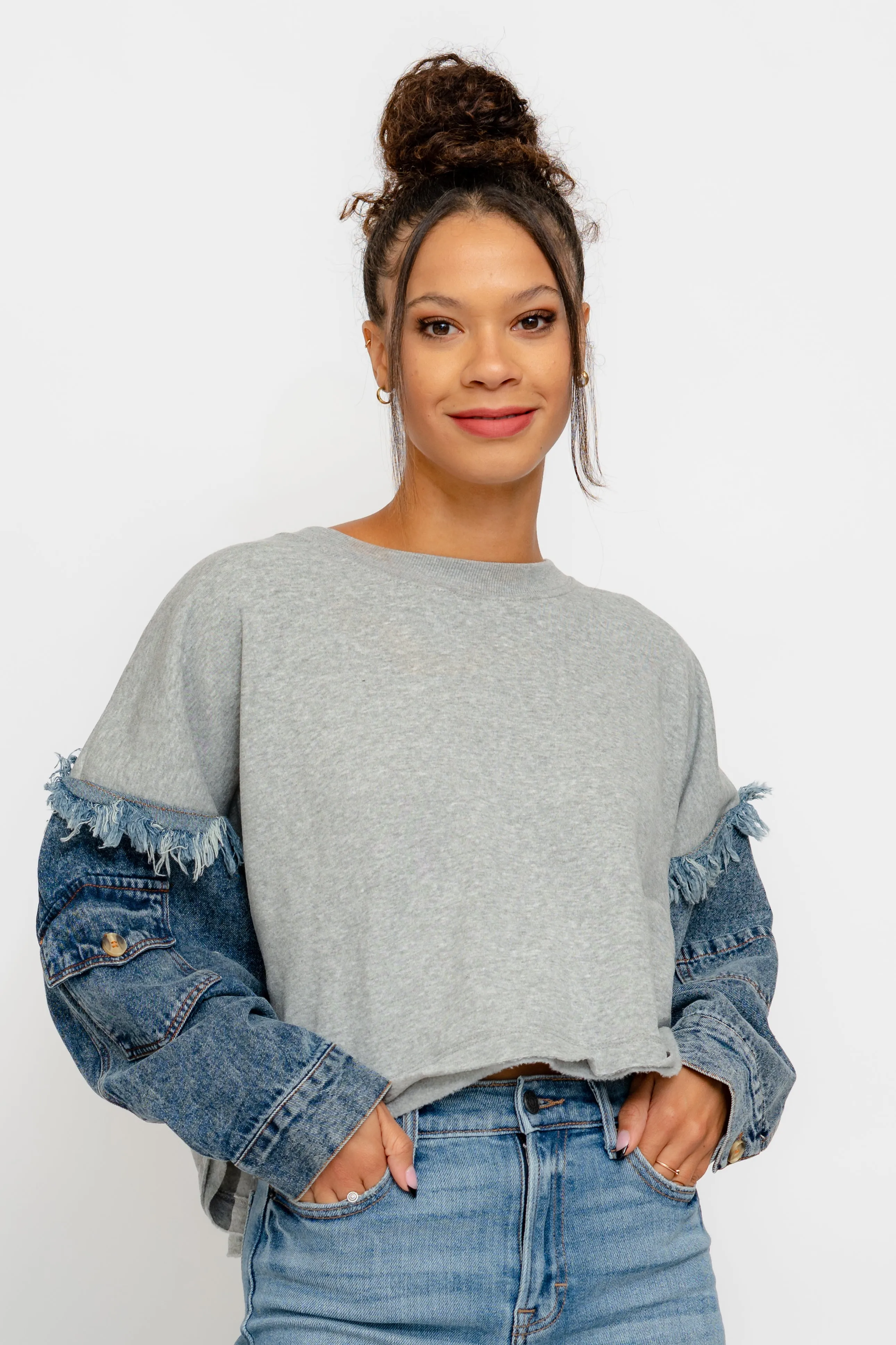 HEATHER GREY WITH MEDIUM DENIM TENCEL CREWNECK